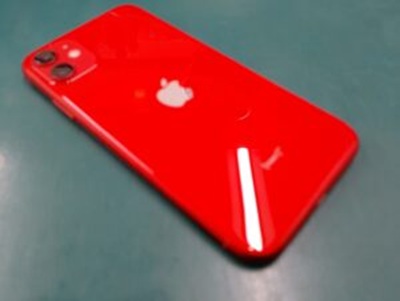 iPhone11のバッテリー交換はデータそのまま・最短即日修理のスマホ修理工房海老名ビナウォーク店にご相談ください。